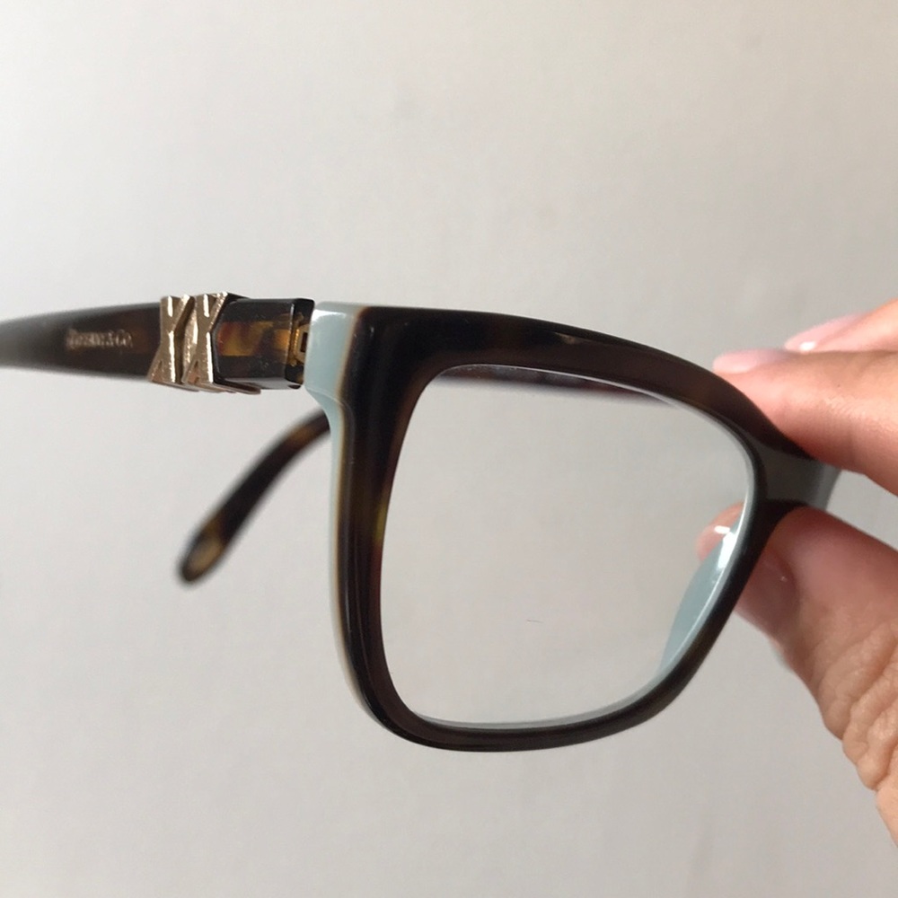 Glasses - Picture 5 of 14